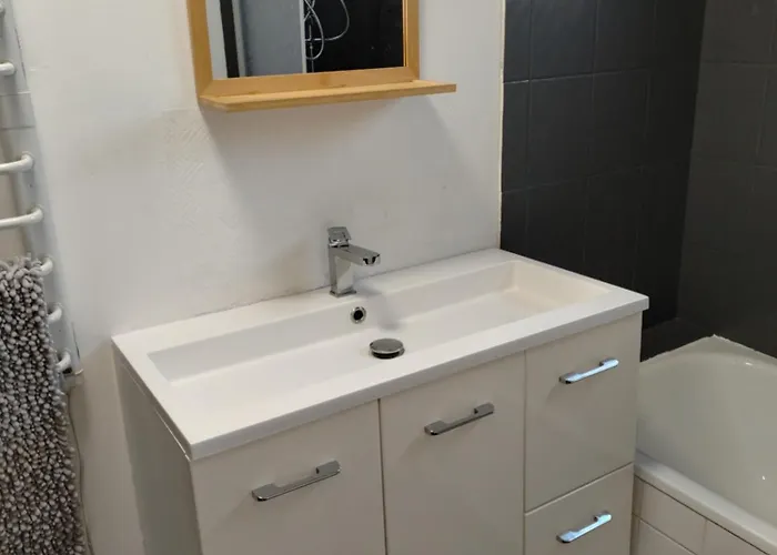 Semesterbostad Chez Juline Charmante Maison De Plain Pied A La Campagne Et Au Calme