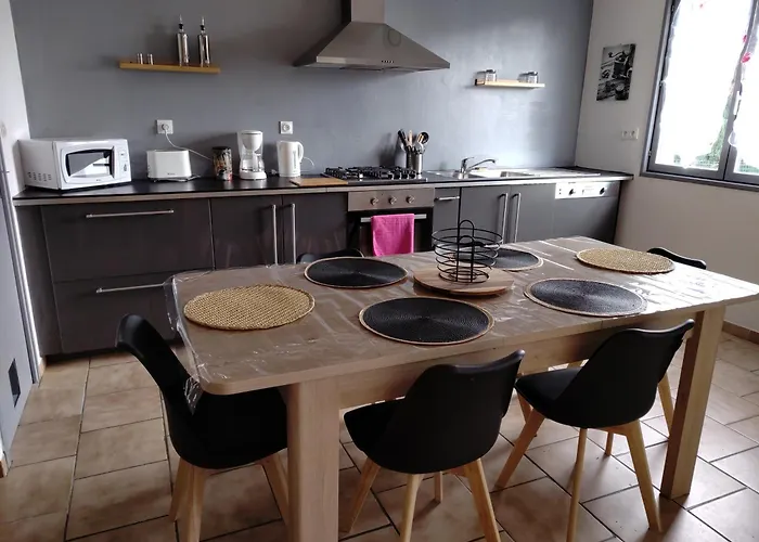 Semesterbostad Chez Juline Charmante Maison De Plain Pied A La Campagne Et Au Calme